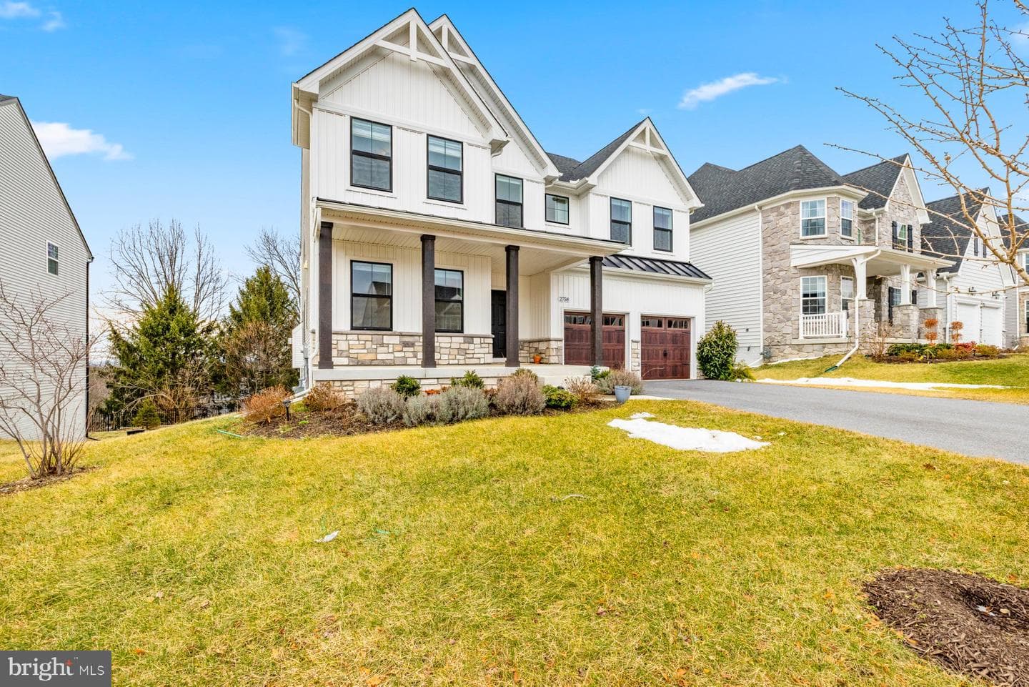 2758 Hillfield Drive photo 43