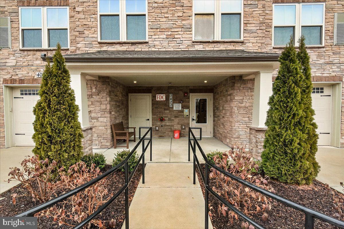 3422 Angelica Way #204 photo 29
