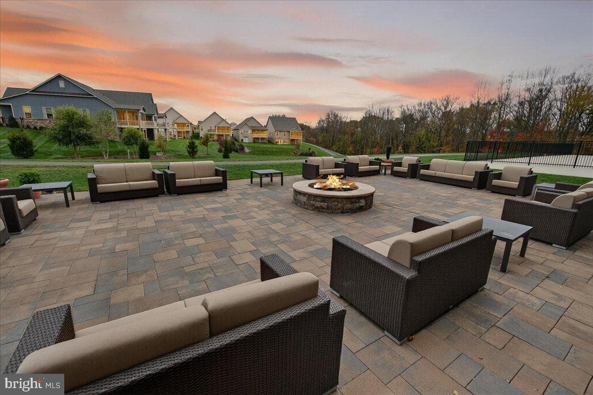 3422 Angelica Way #204 photo 51