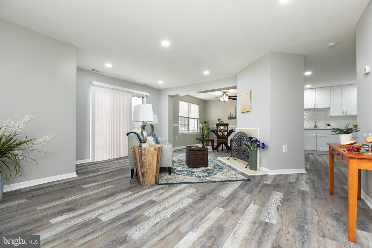 2607 Warren Way #4   3 photo 12