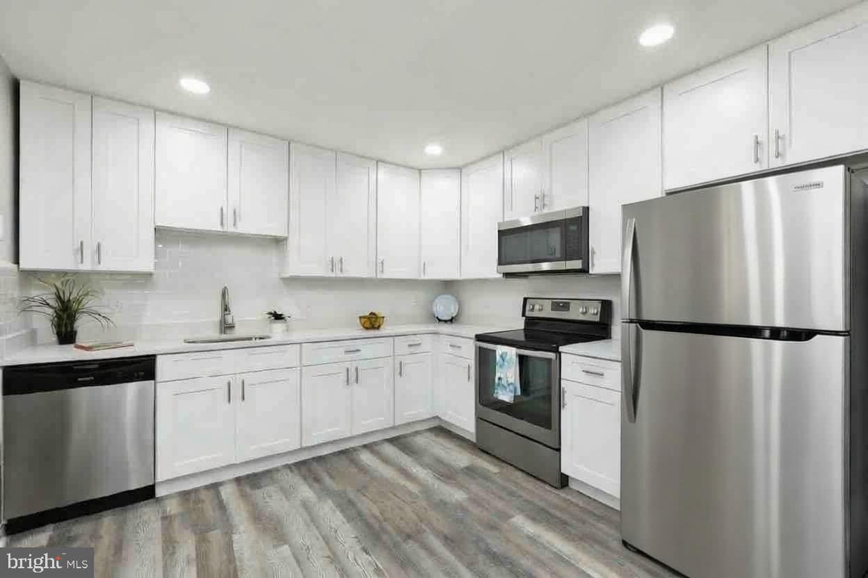 2607 Warren Way #4   3 photo 9