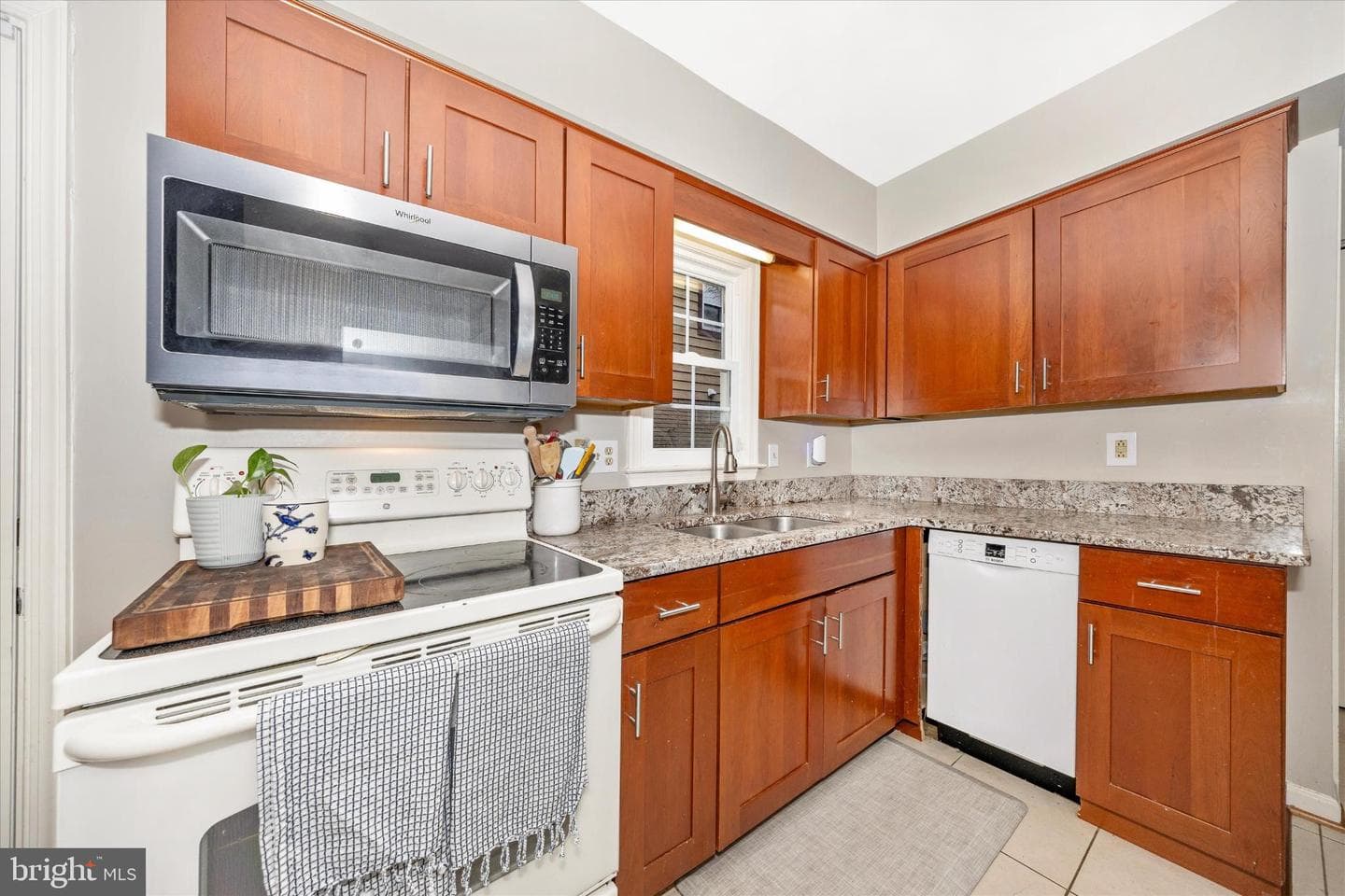 10739 Lake Point Court photo 19