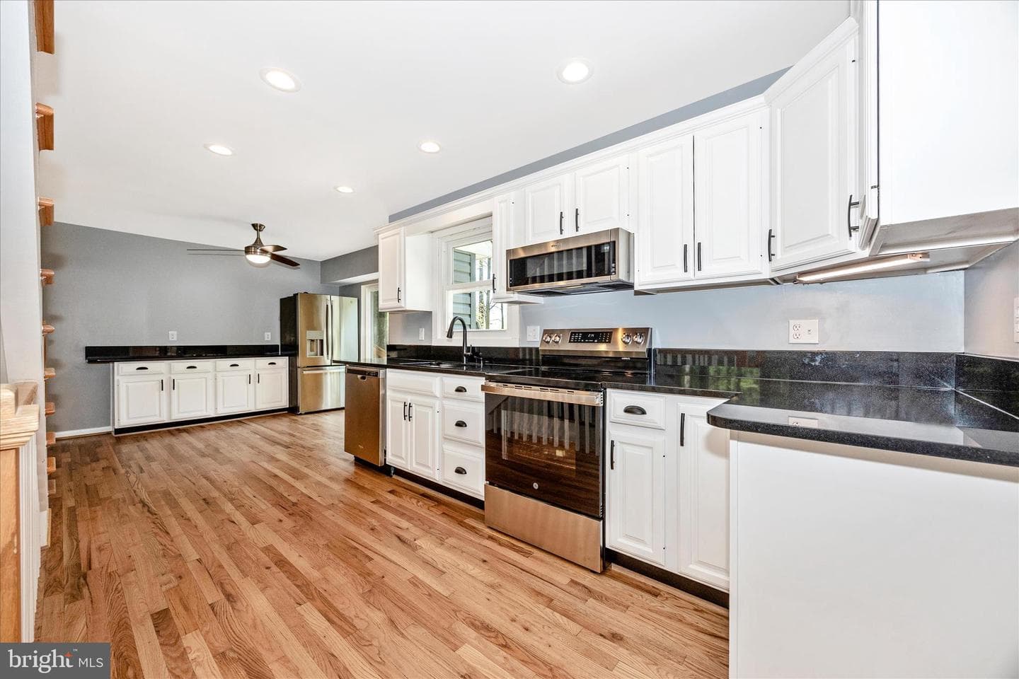 6518 Woodville Road photo 10