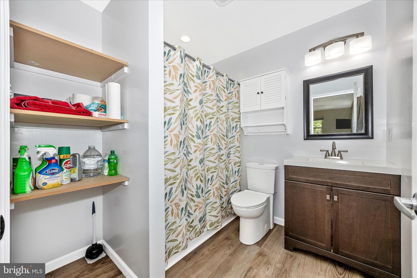 6518 Woodville Road photo 28