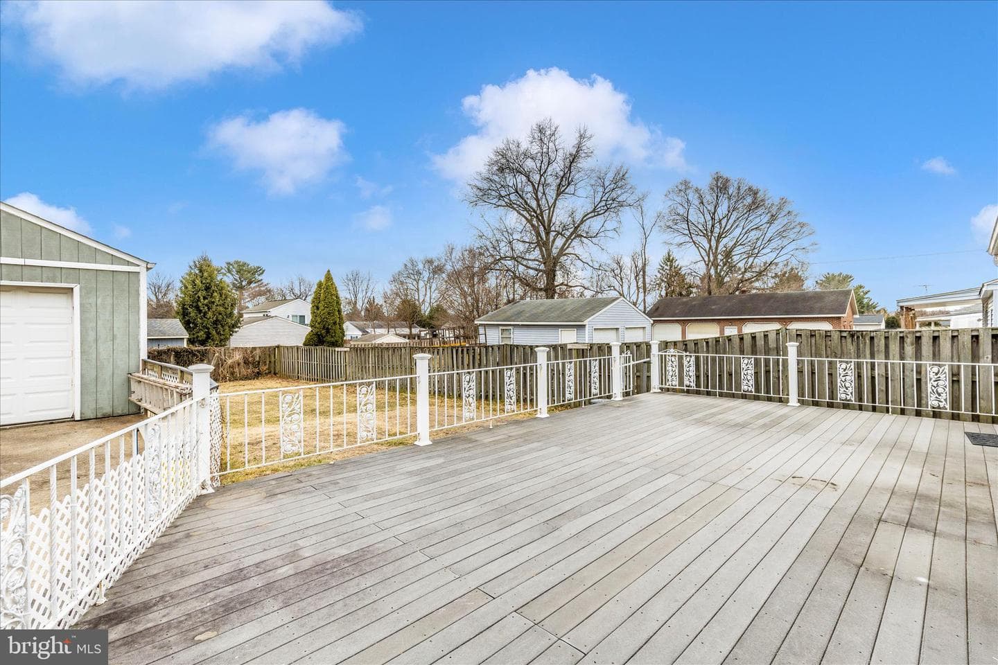502 Military Road photo 27