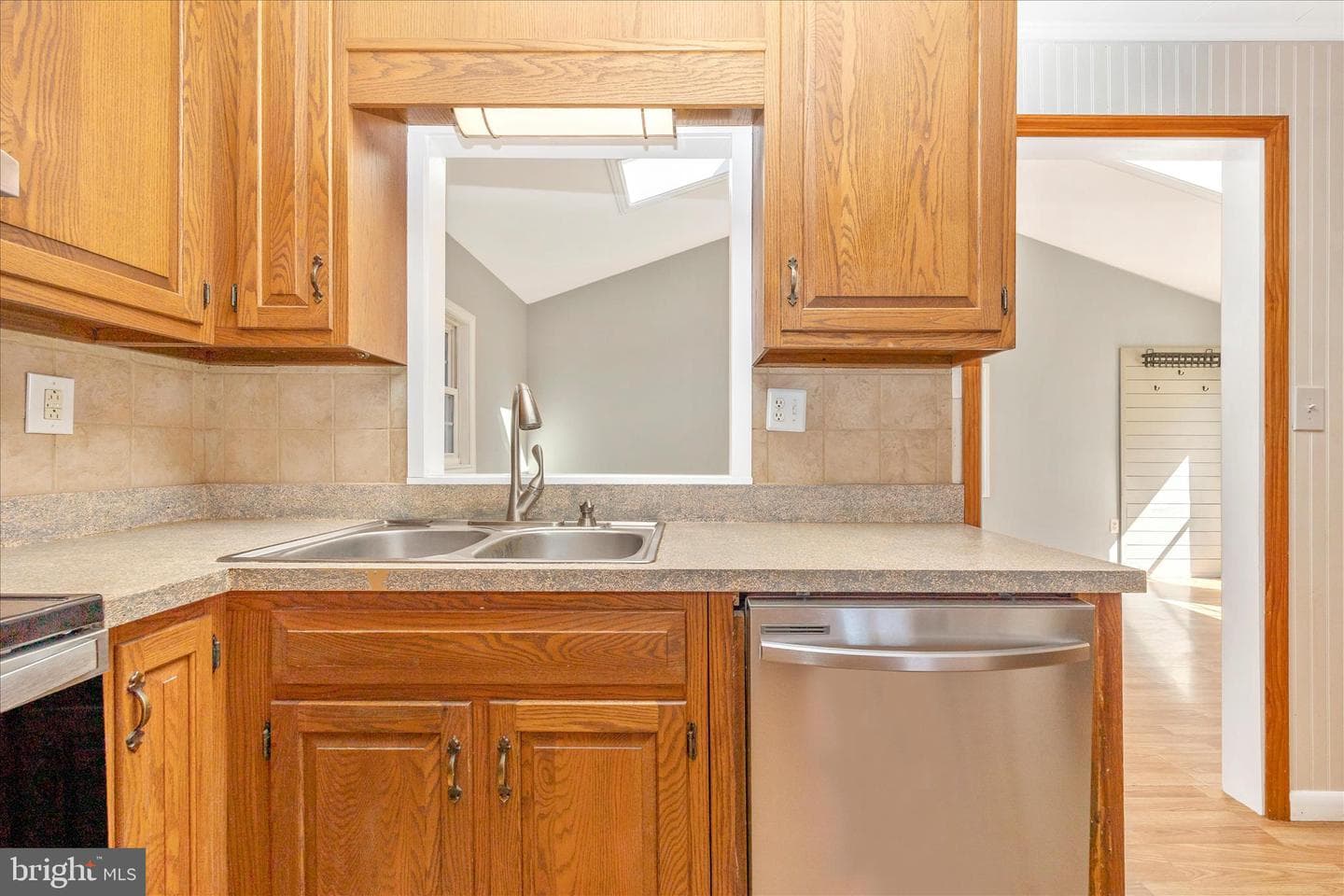 8615 Chestnut Grove Road photo 20