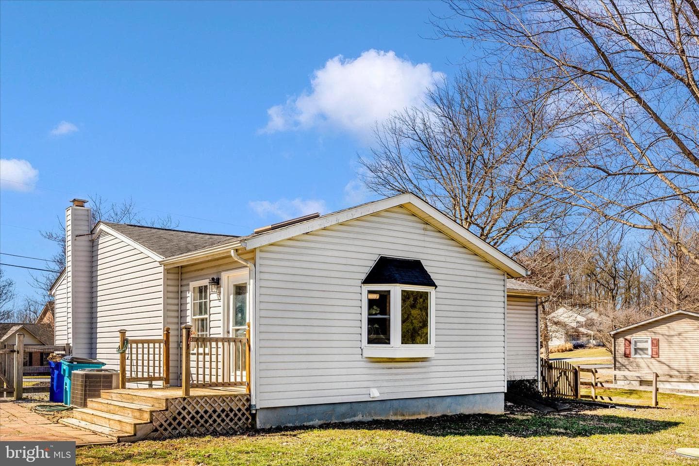 8615 Chestnut Grove Road photo 42