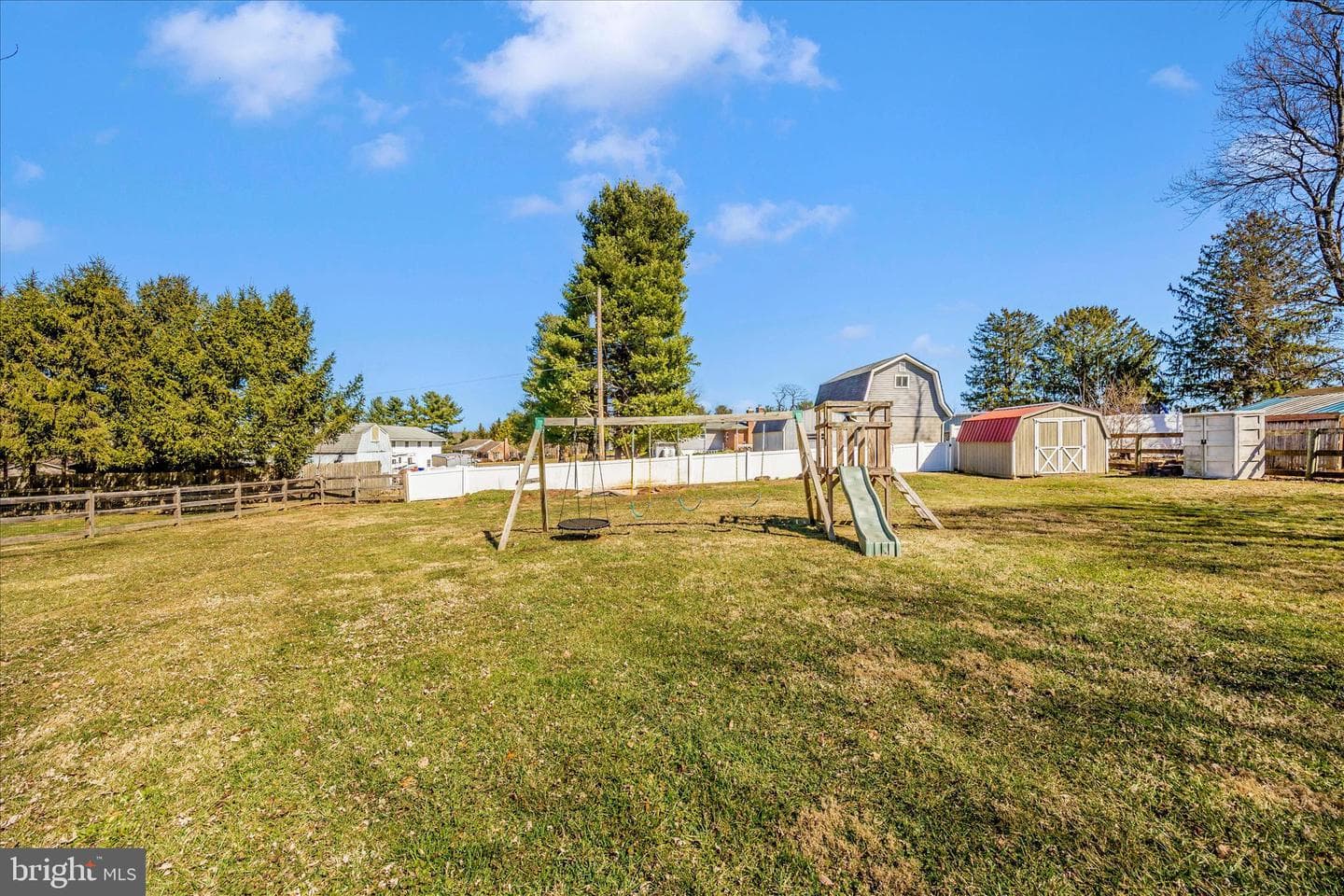 8615 Chestnut Grove Road photo 49