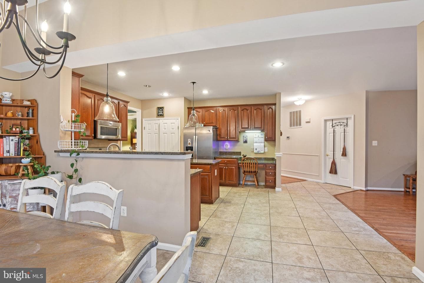 6369 Claridge Drive N photo 17