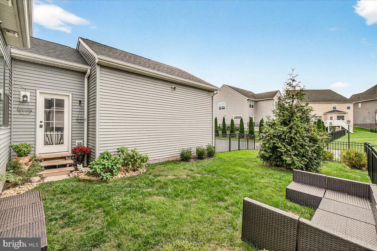 1662 Yankeeland Avenue photo 43