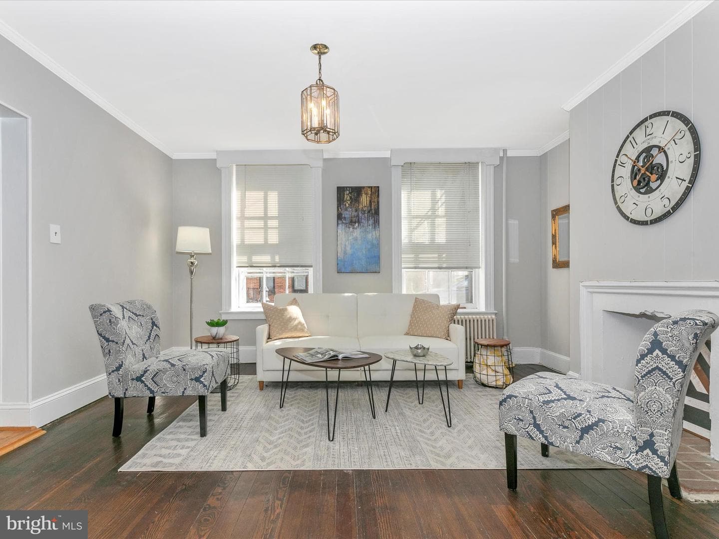11 South Street W photo 3