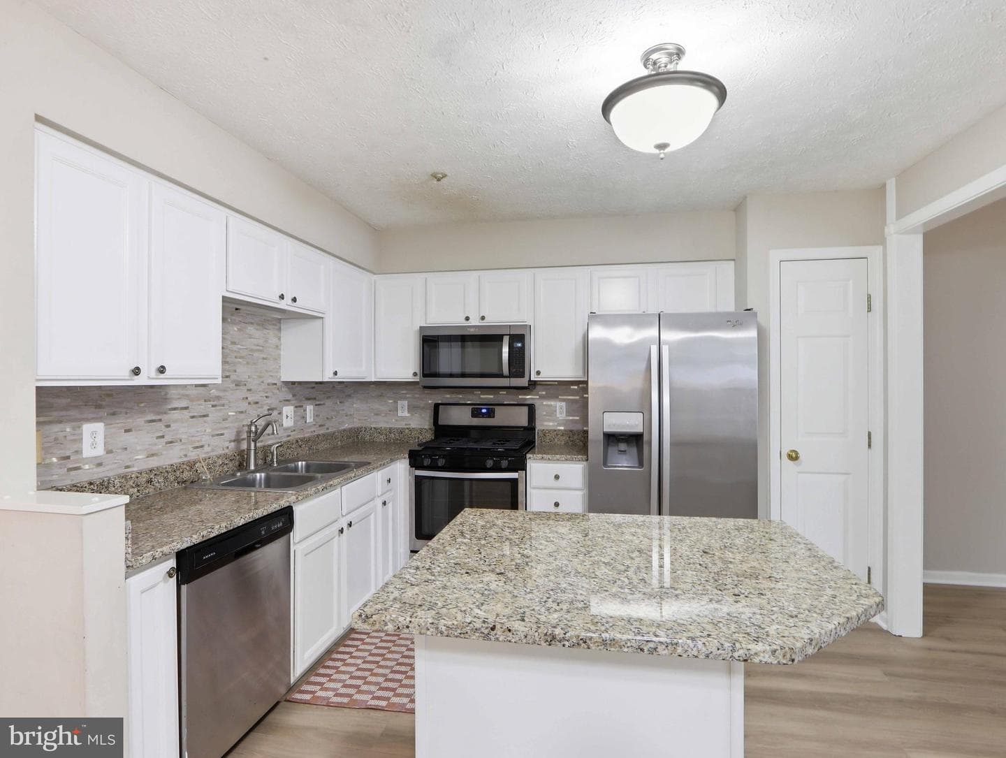 1601 Coopers Way photo 11