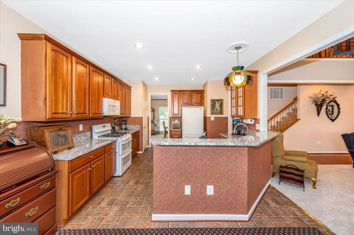 7 Afton Court photo 25