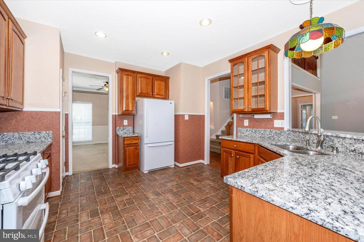 7 Afton Court photo 29