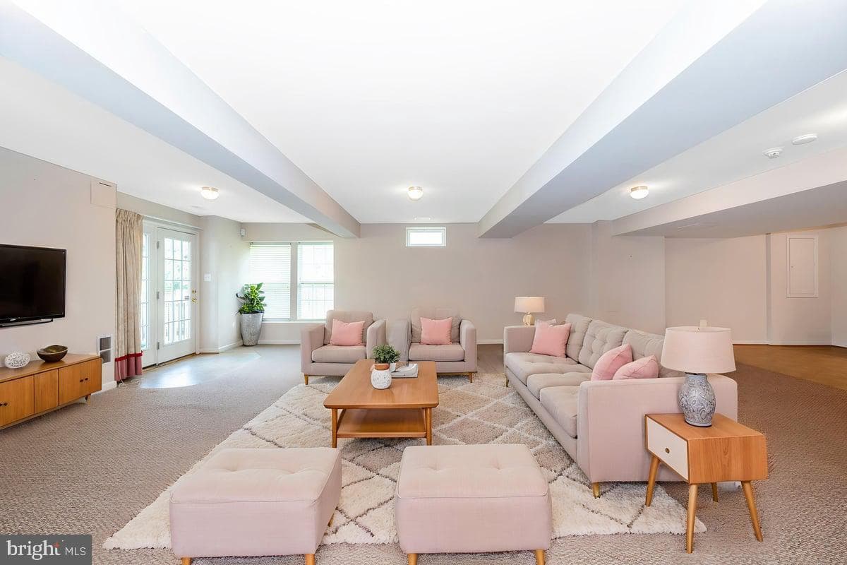 7 Afton Court photo 77