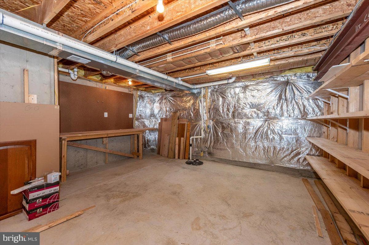 7 Afton Court photo 99
