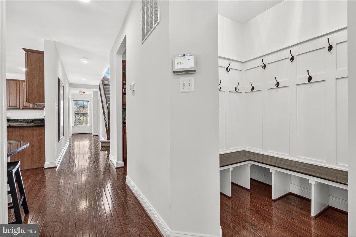 411 William Plummer Street photo 13