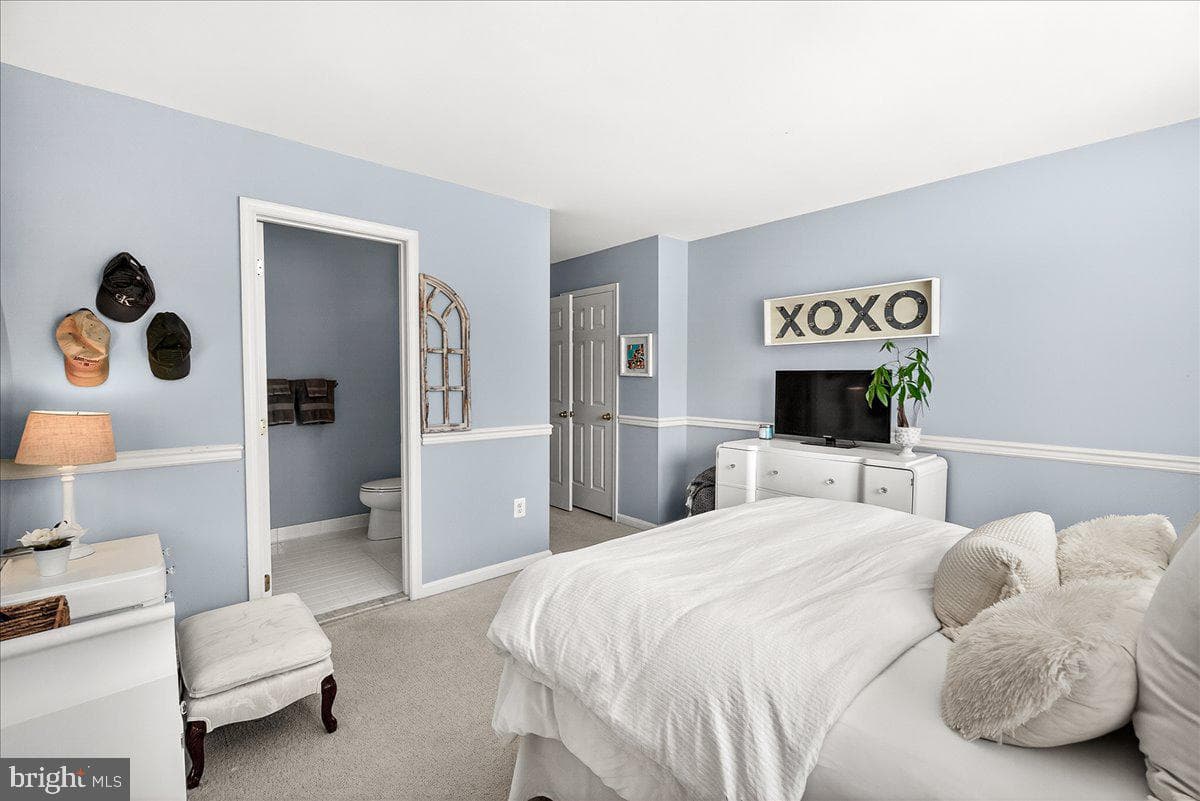 411 William Plummer Street photo 42