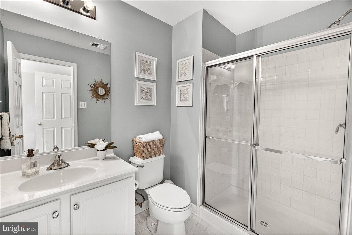 411 William Plummer Street photo 51