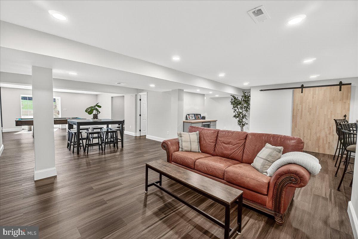 411 William Plummer Street photo 62