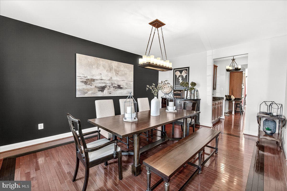 411 William Plummer Street photo 8