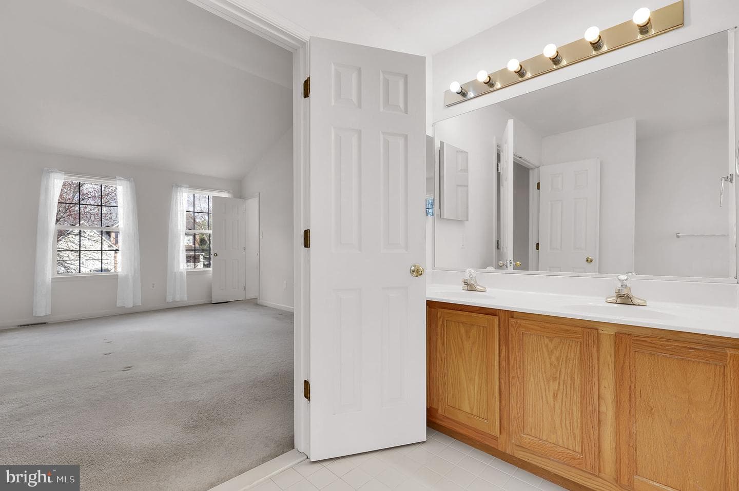 1229 Leafy Hollow photo 38