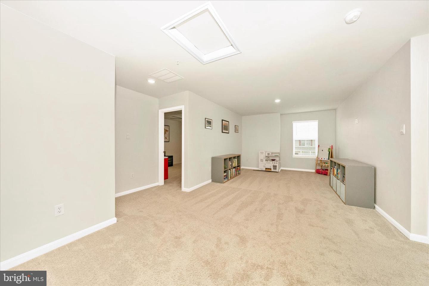 2086 Pomona Way photo 16