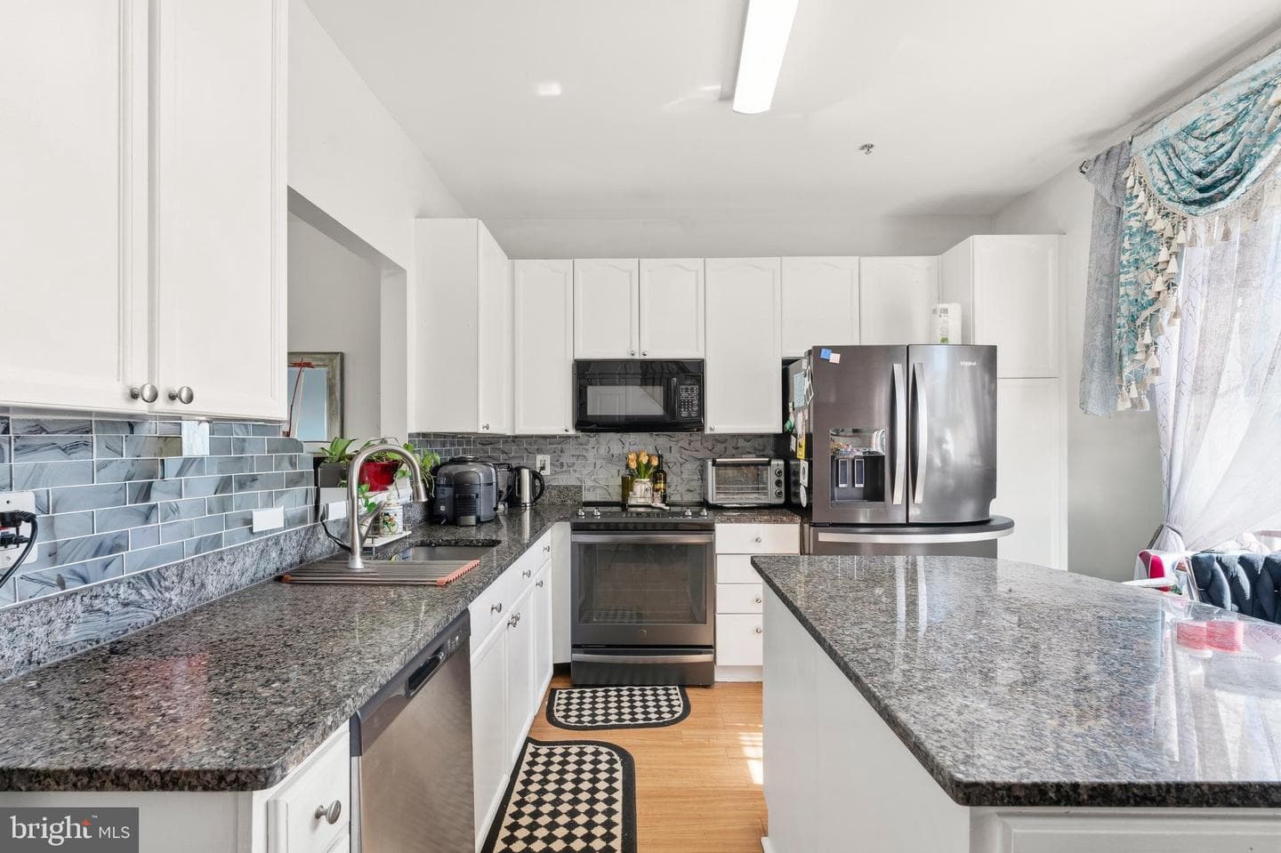 137 Harpers Way photo 12