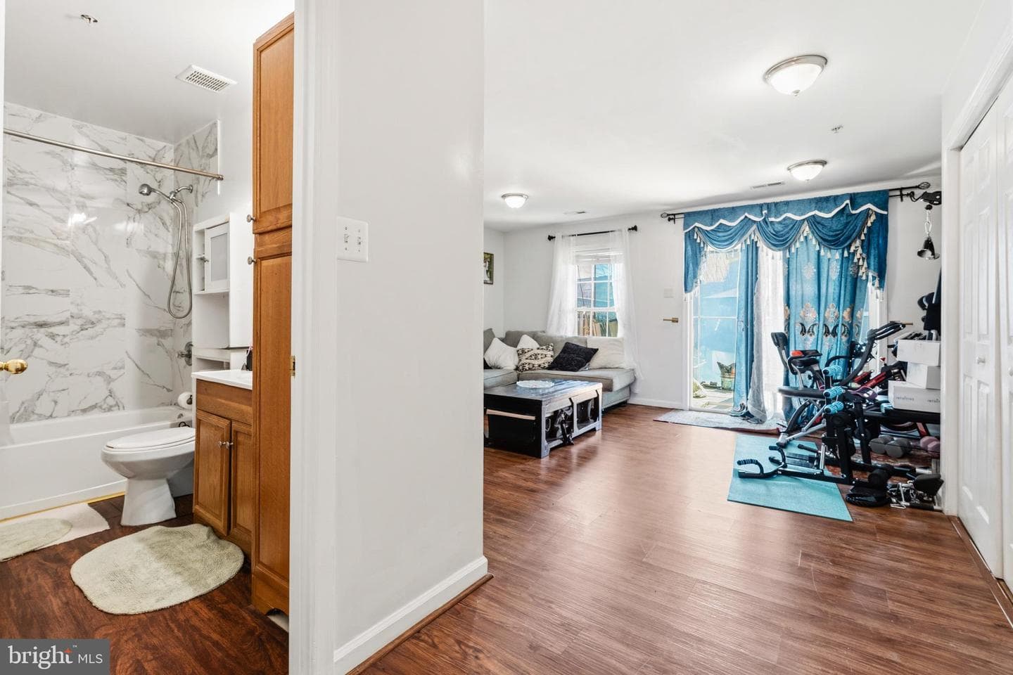 137 Harpers Way photo 5
