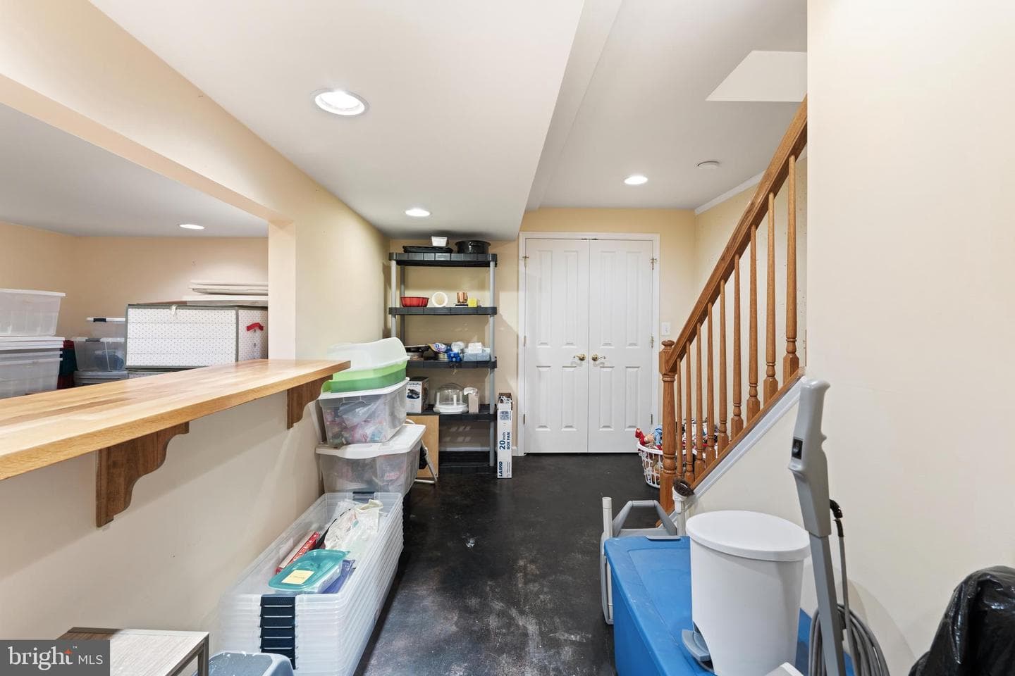801 Dunbrooke Court photo 28