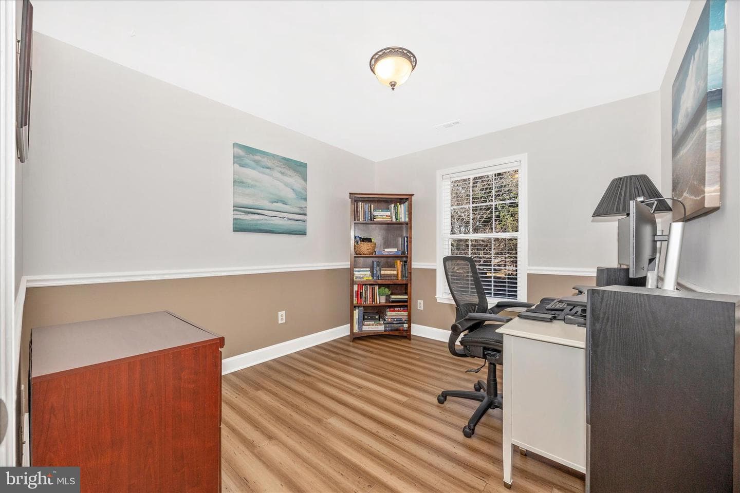 6306 Hawkins Court N photo 32