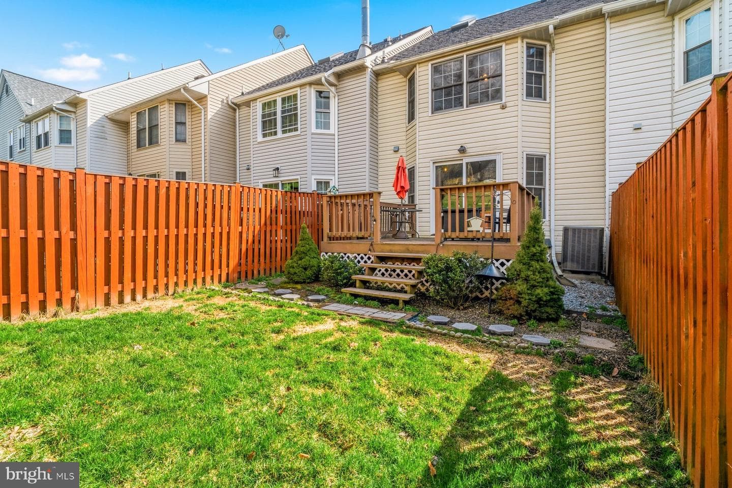 6657 Harbor Light Way photo 5