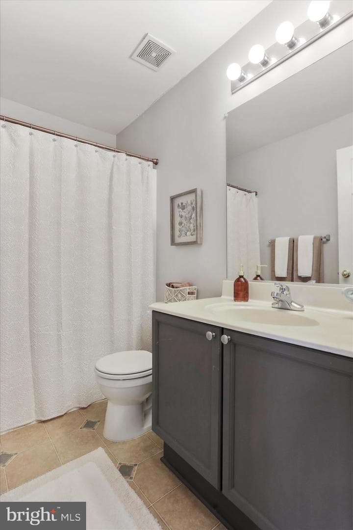 2544 Emerson Drive photo 23