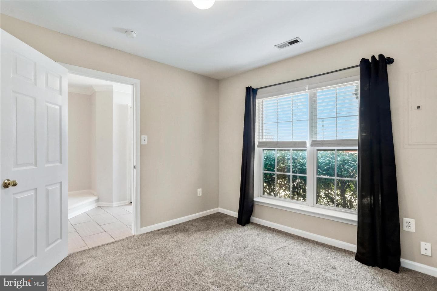 2544 Emerson Drive photo 24