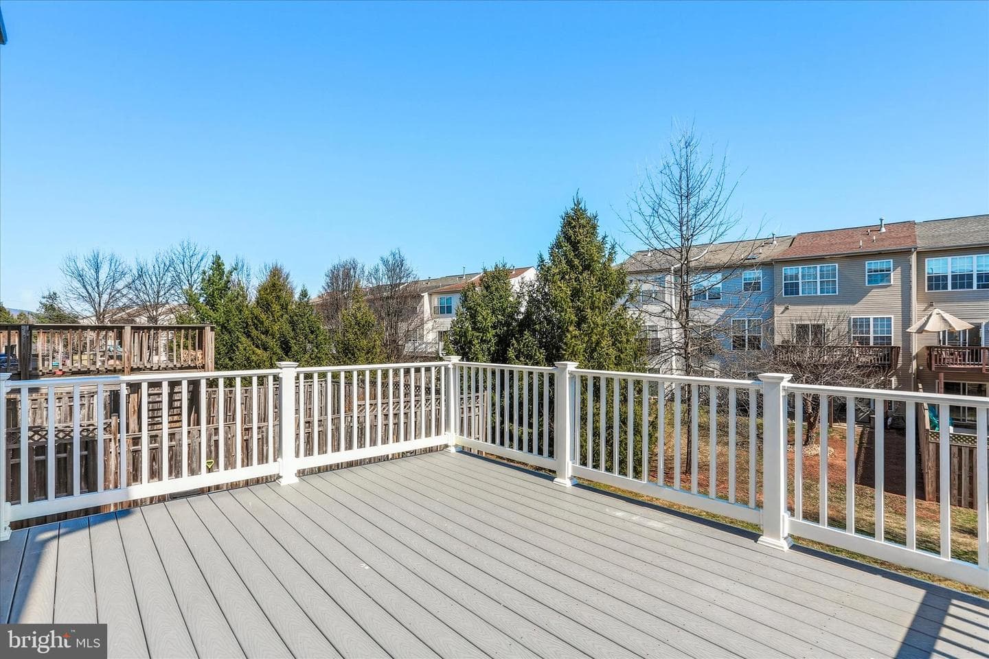 2544 Emerson Drive photo 34