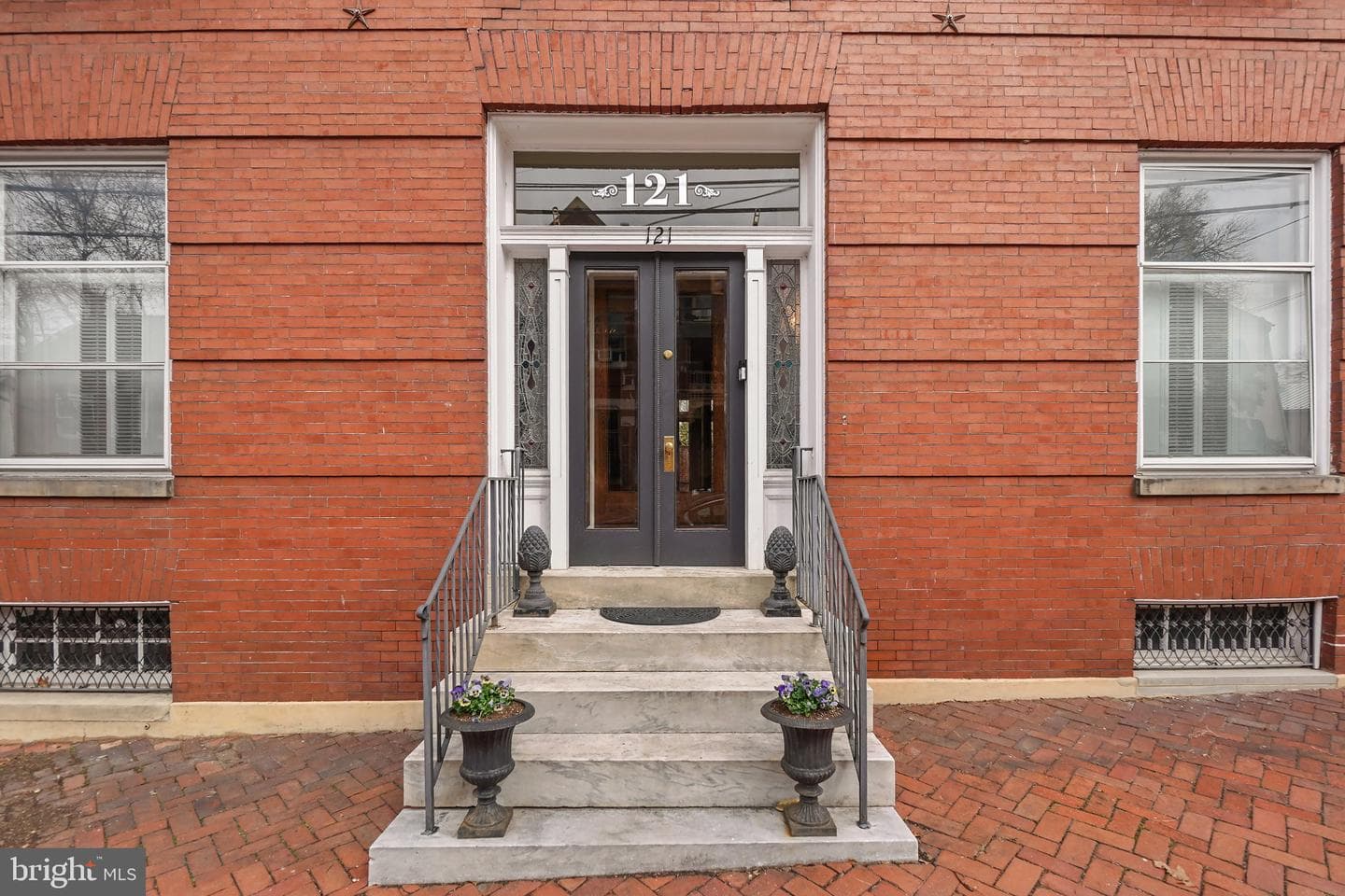 121 W Church Street photo 2