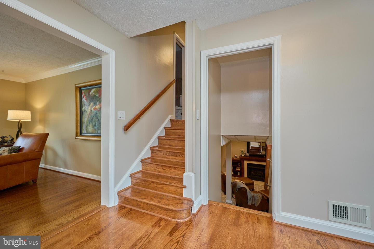 4292 Molesworth Terrace photo 37