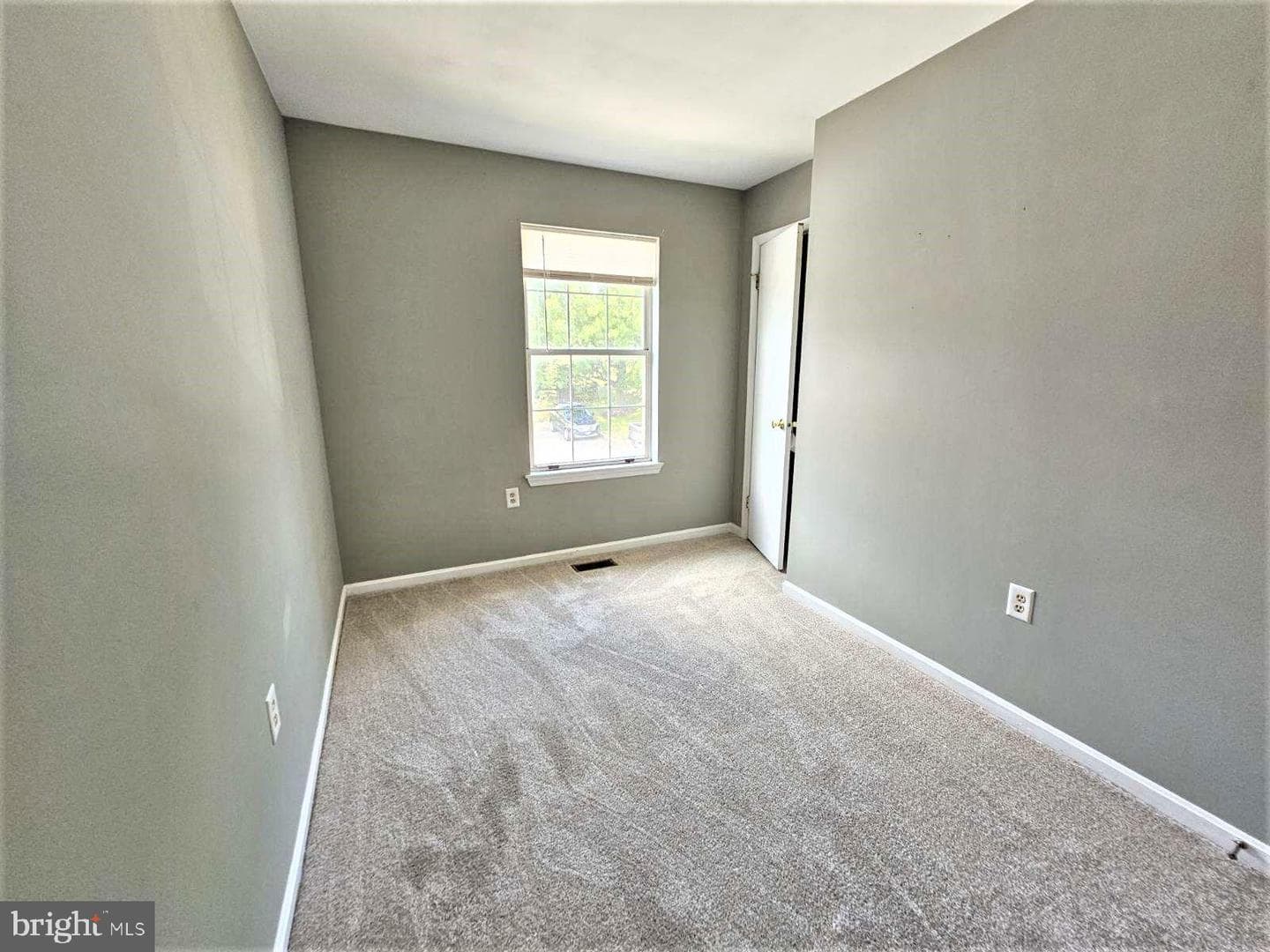 104 S Oak Cliff Court S photo 8