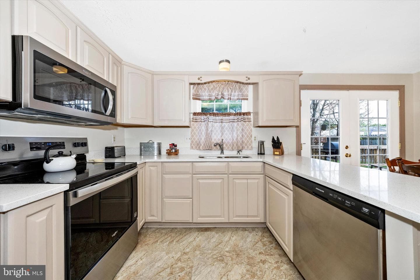 1806 Rocky Glen Drive photo 13