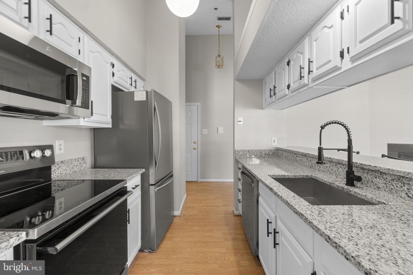617 Himes Avenue #vi110 photo 6