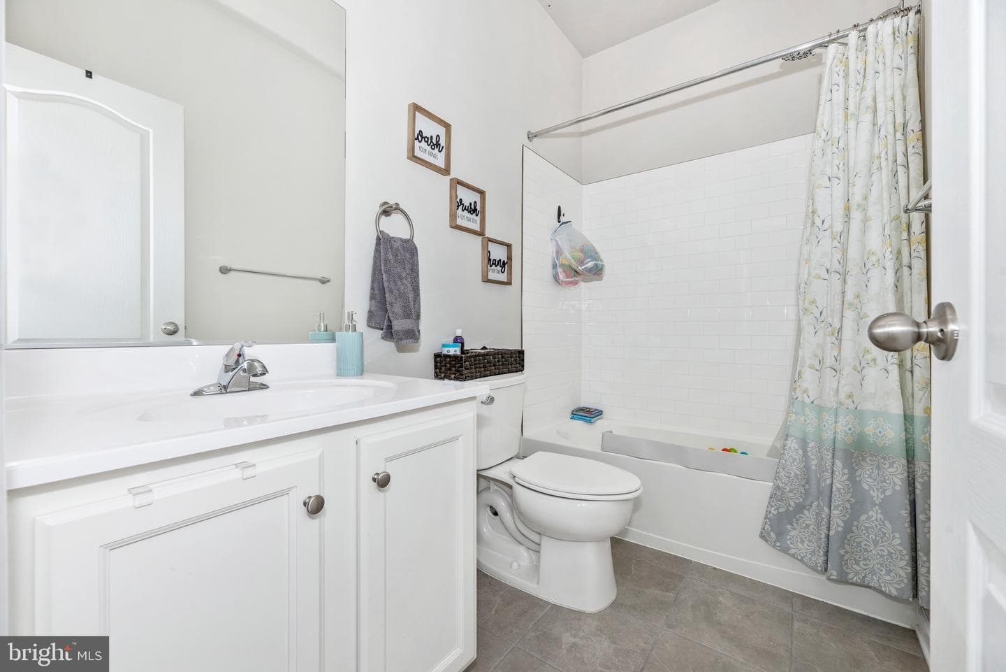 220 Longley Green Drive photo 33