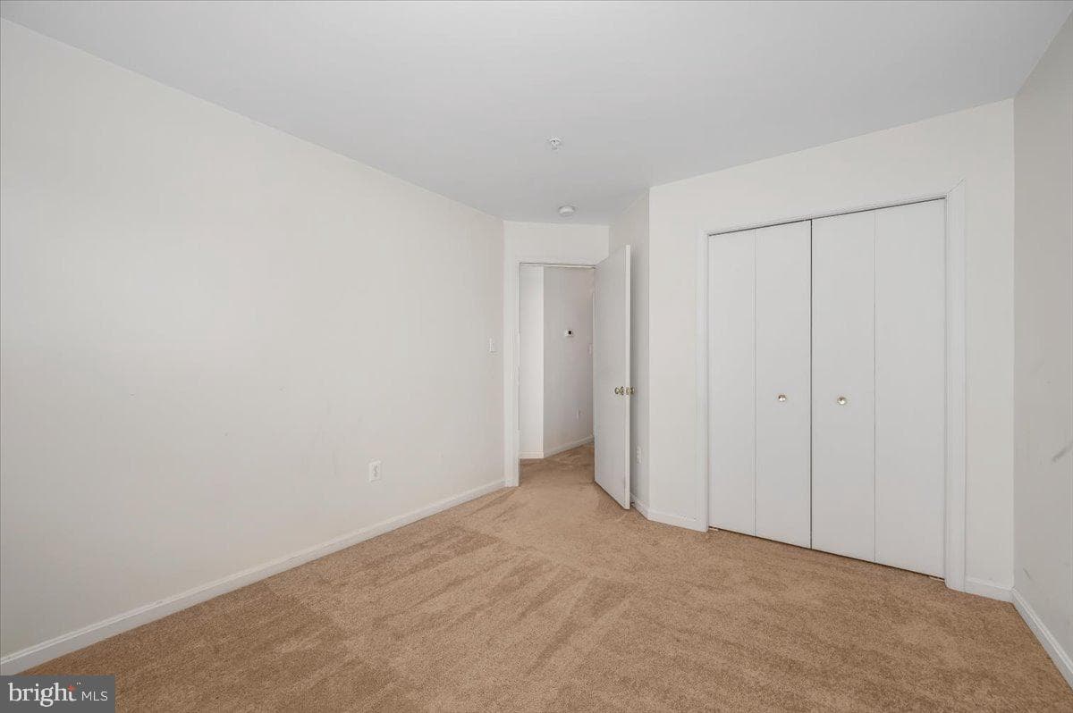 4946 Whitney Terrace photo 14