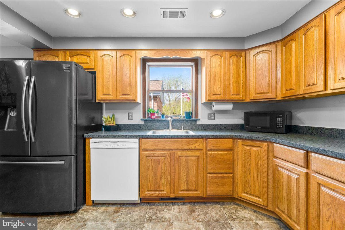 6114 Elaine Drive photo 21