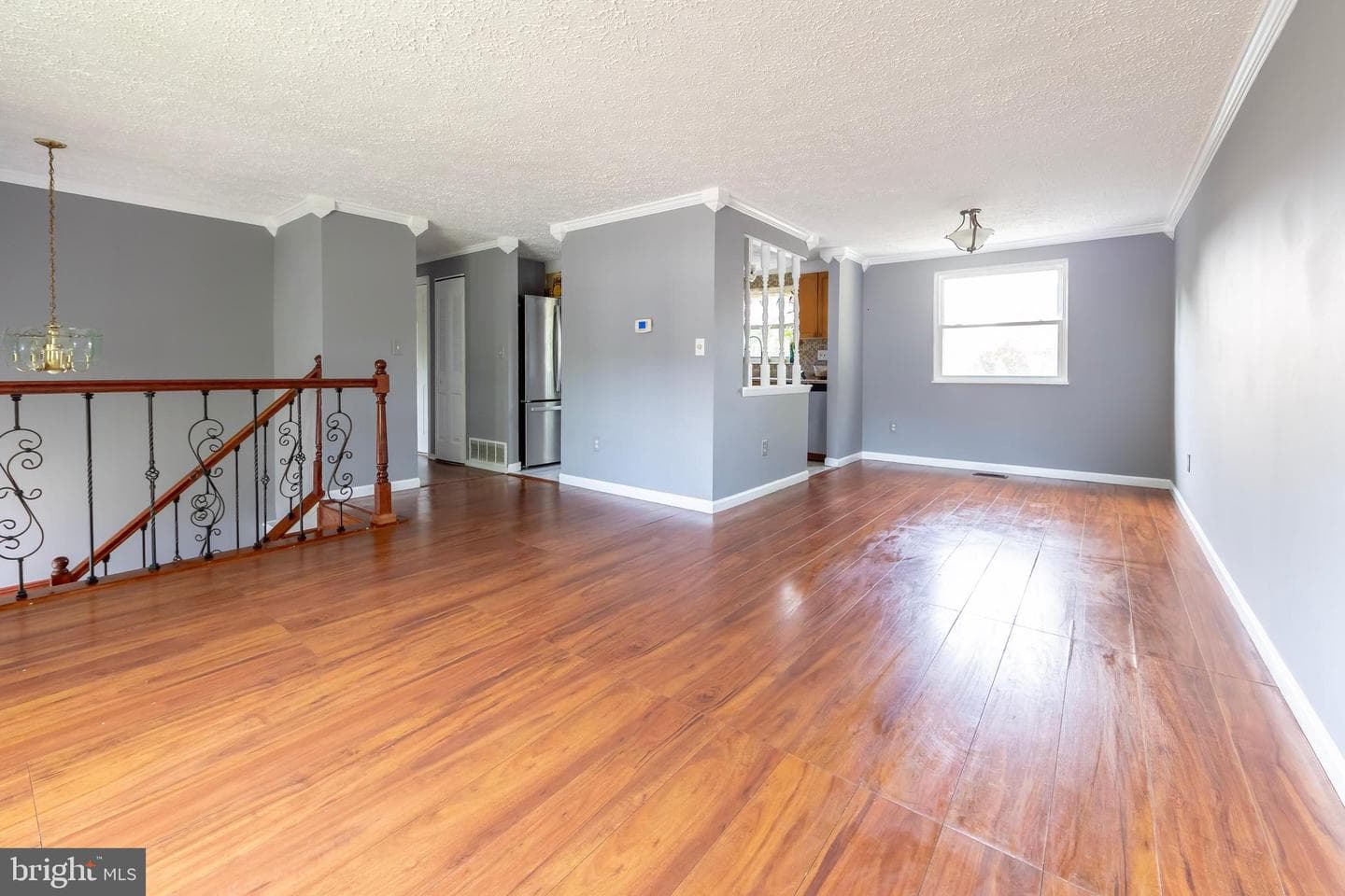 550 Logan Street photo 15