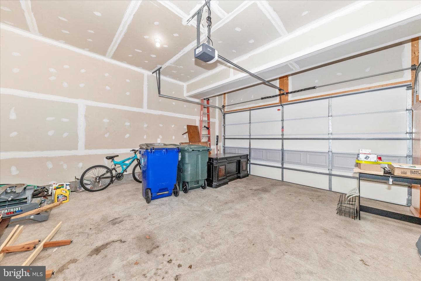 1710 Trotter Street photo 37