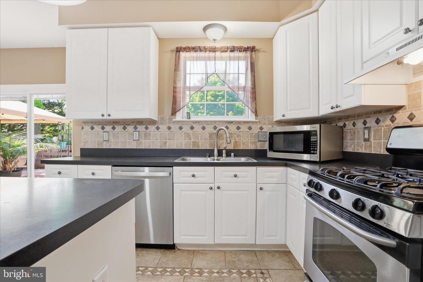 149 Crosstimber Way photo 7