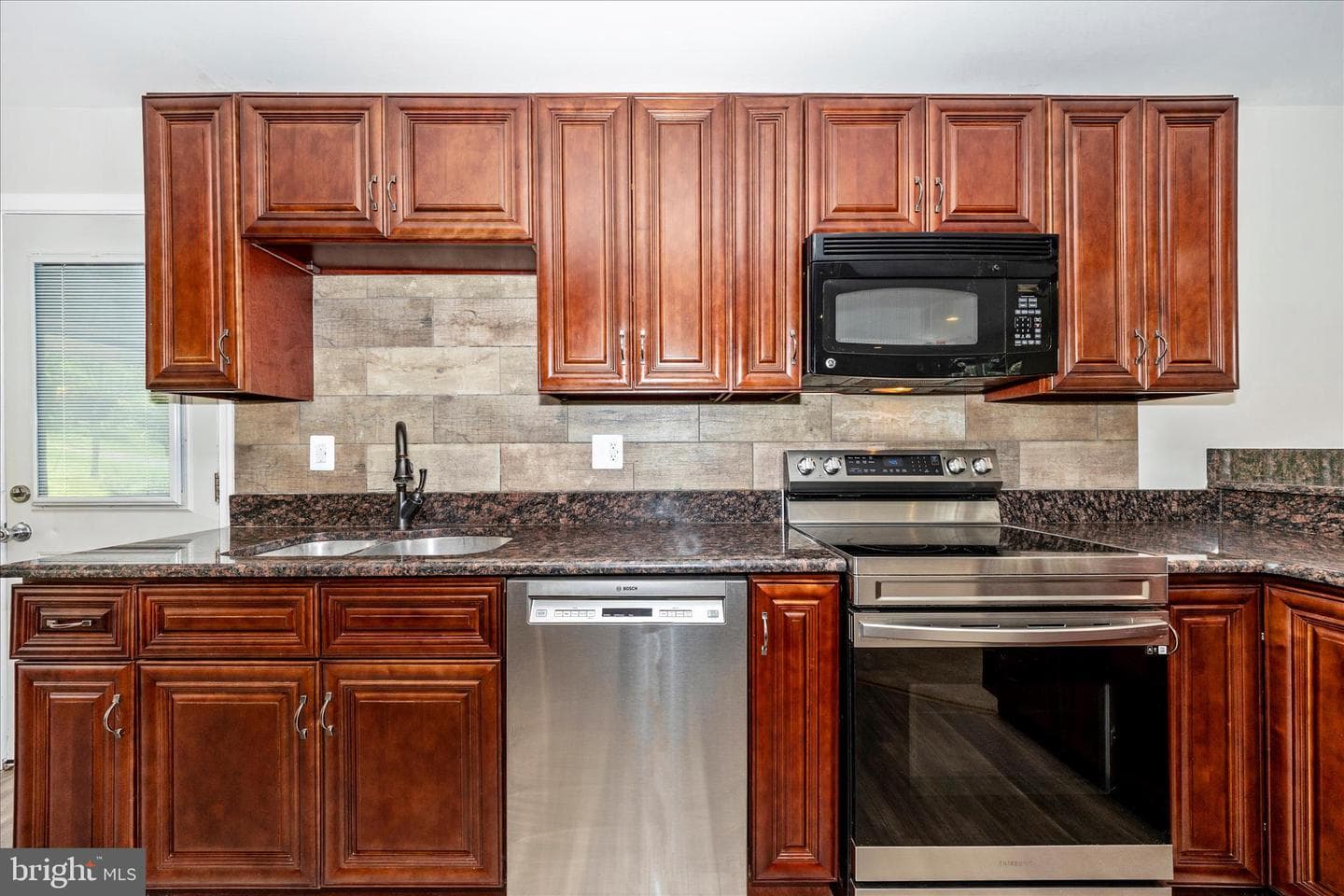 3007 Green Valley Road photo 10