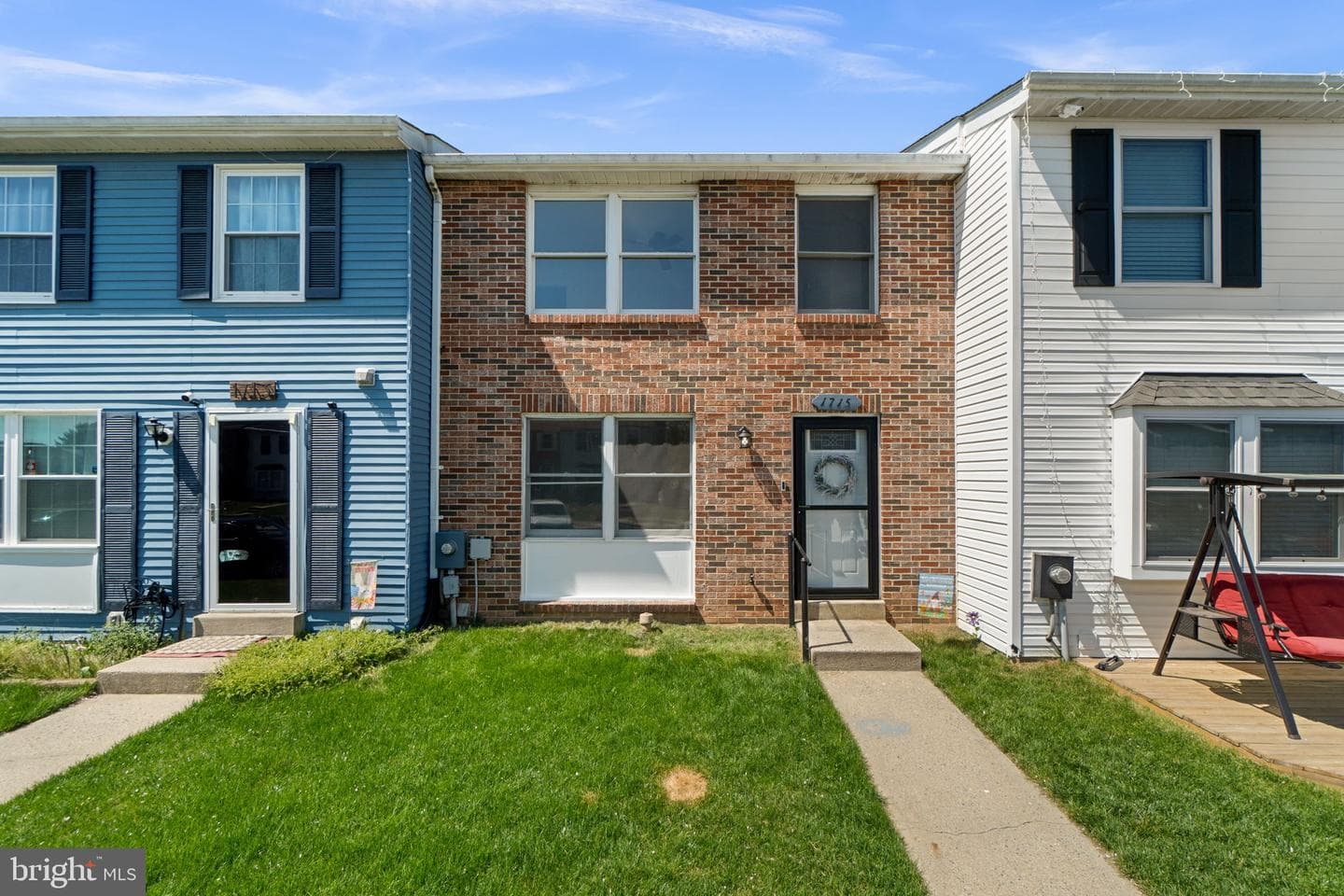 1715 Country Court