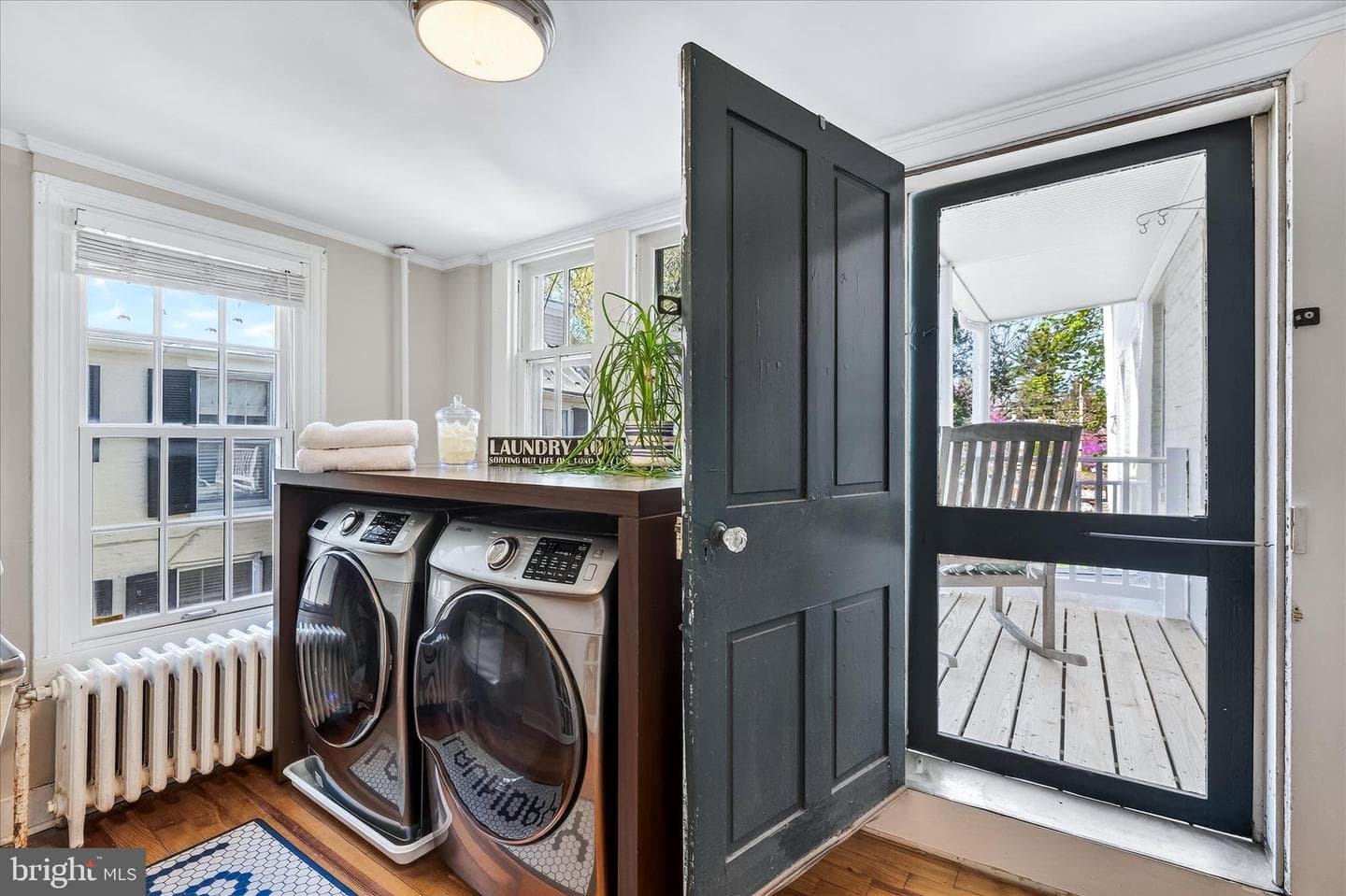 225 E 2nd Street photo 48