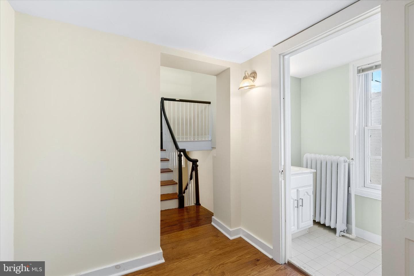 225 E 2nd Street photo 56